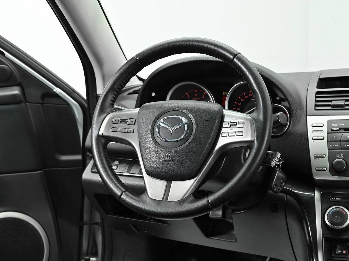 Mazda 6 с пробегом — 2008 год. Фото: #8
