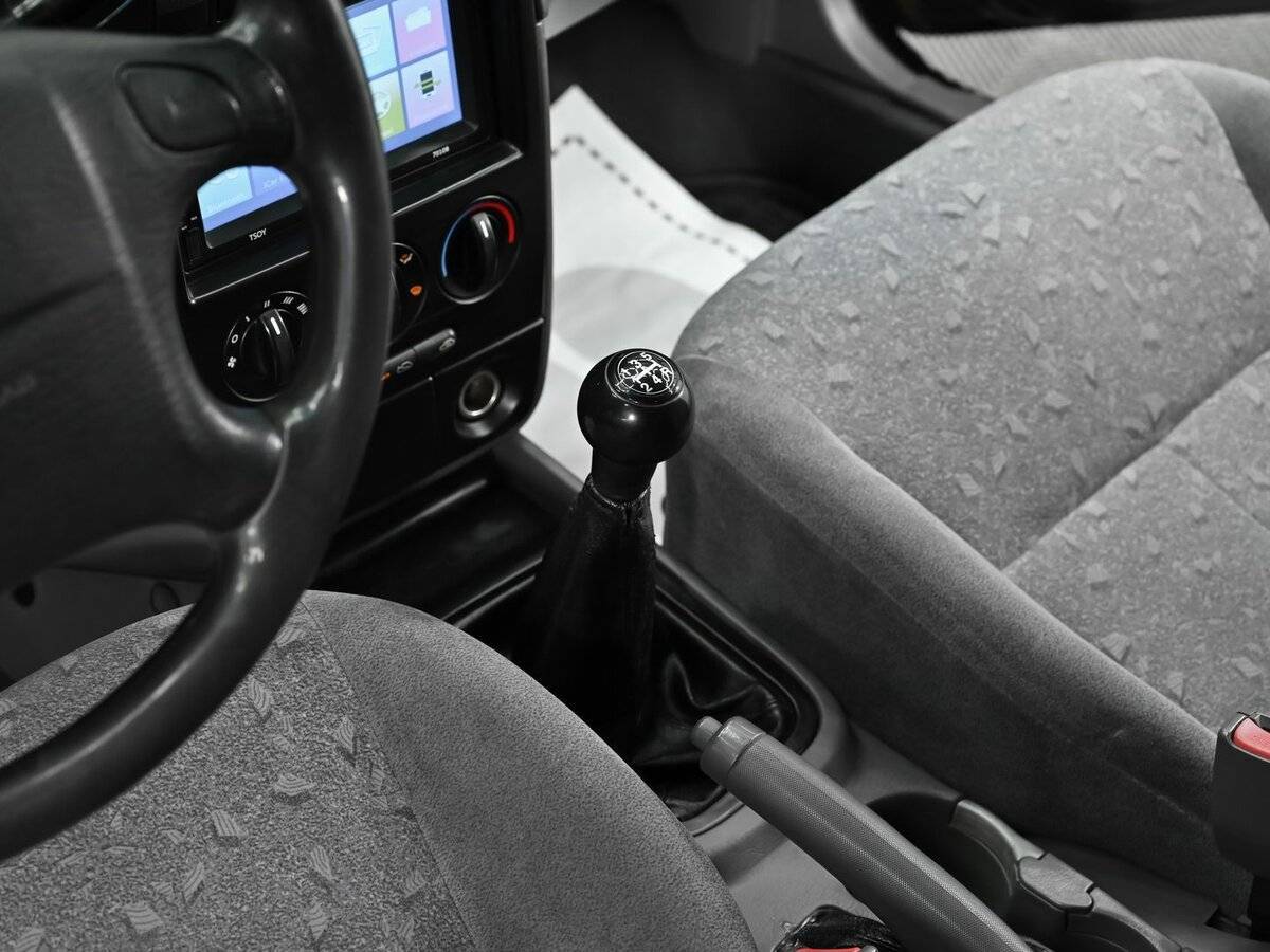 Kia Spectra с пробегом — 2007 год. Фото: #9