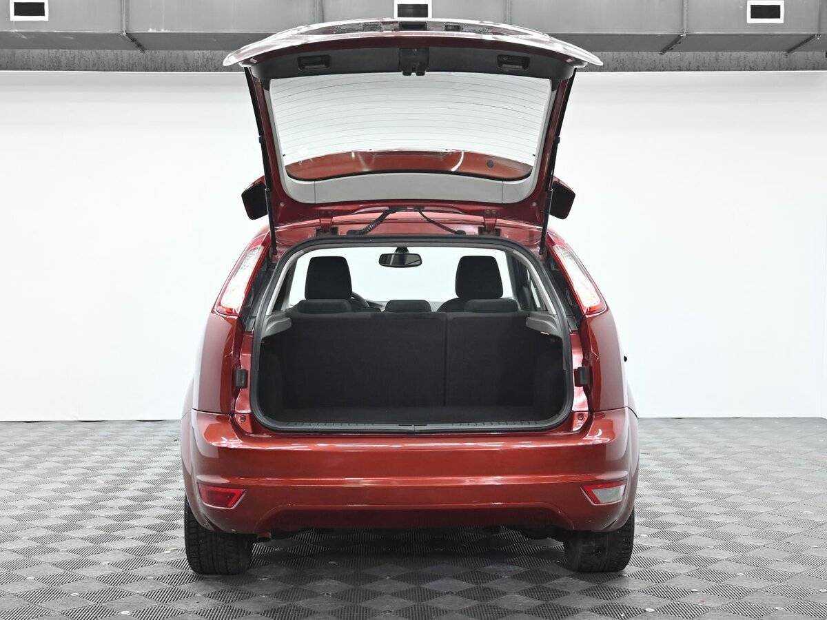 Ford Focus с пробегом — 2008 год. Фото: #4