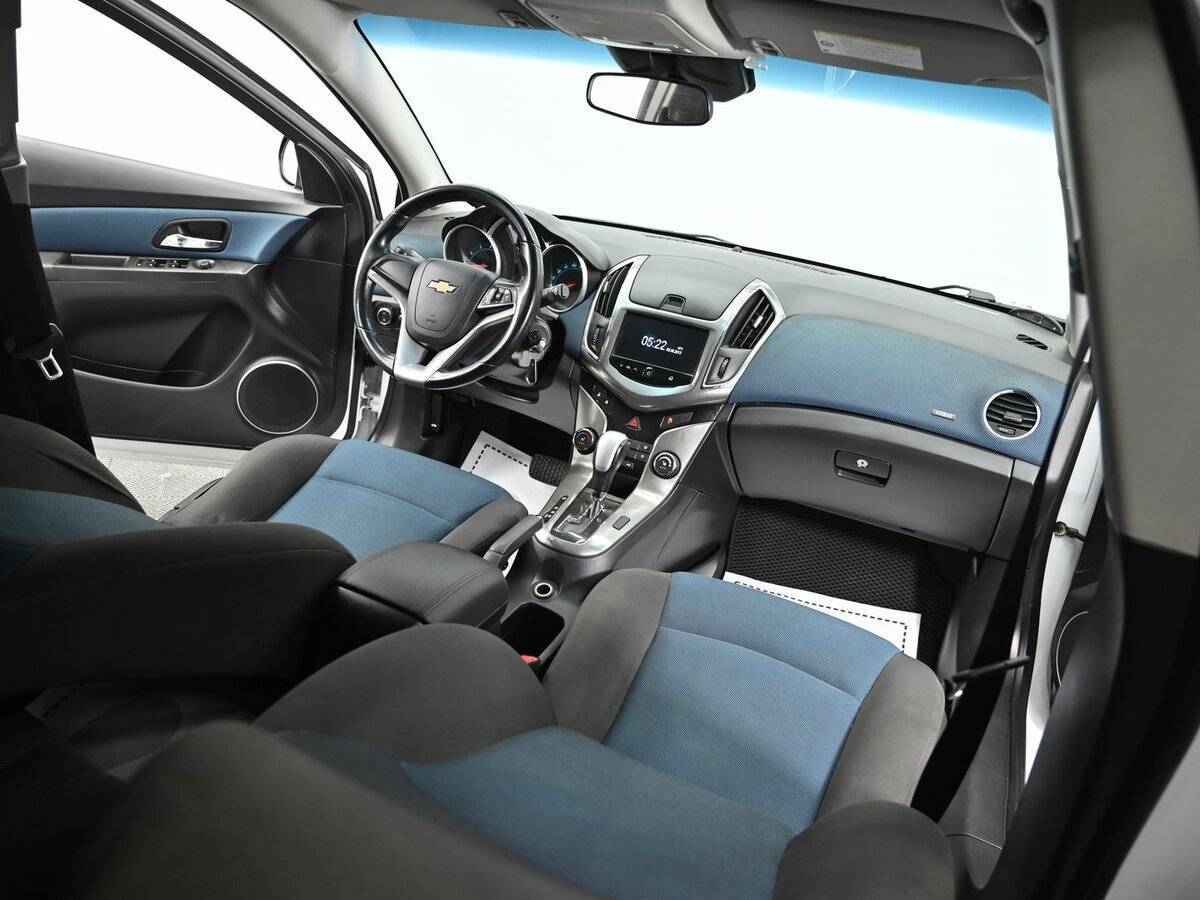 Chevrolet Cruze с пробегом — 2013 год. Фото: #11
