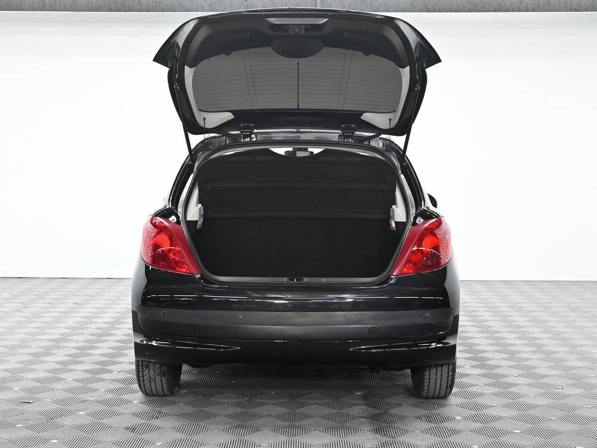 Peugeot 207 с пробегом — 2008 год. Фото: #4