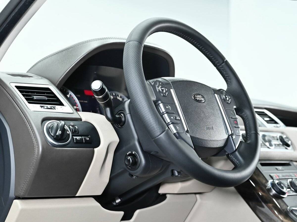 Land Rover Range Rover Sport с пробегом — 2012 год. Фото: #7