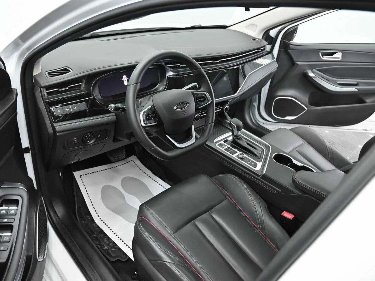 OMODA S5 с пробегом — 2023 год. Фото: #9