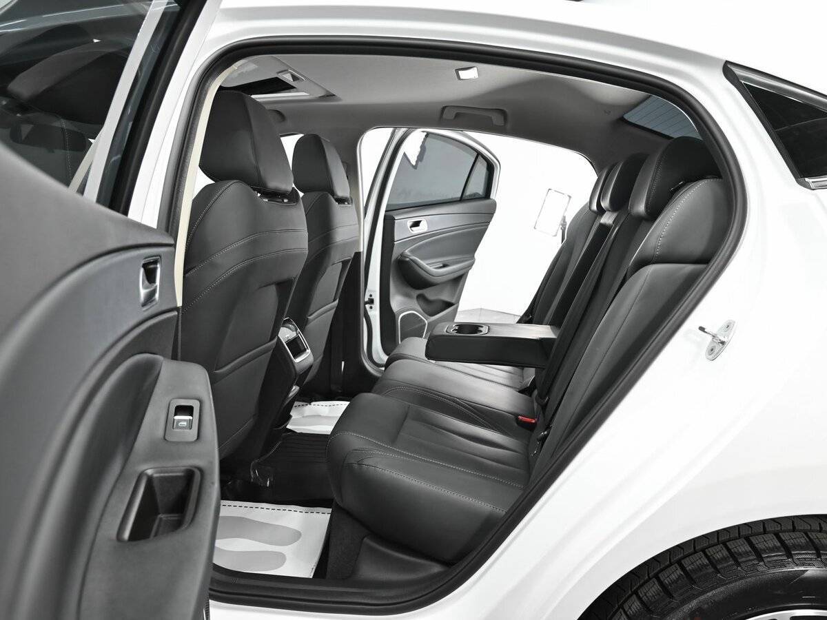 OMODA S5 с пробегом — 2023 год. Фото: #13