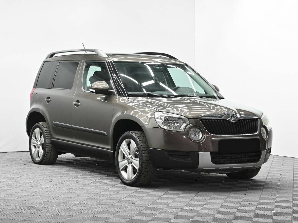 Skoda Yeti с пробегом — 2011 год. Фото: #1