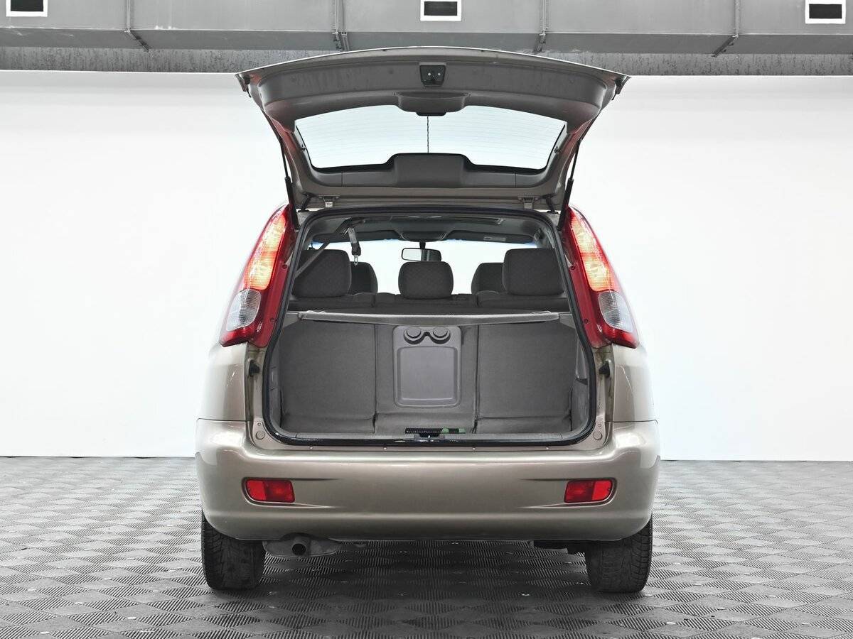 Chevrolet Rezzo с пробегом — 2008 год. Фото: #4