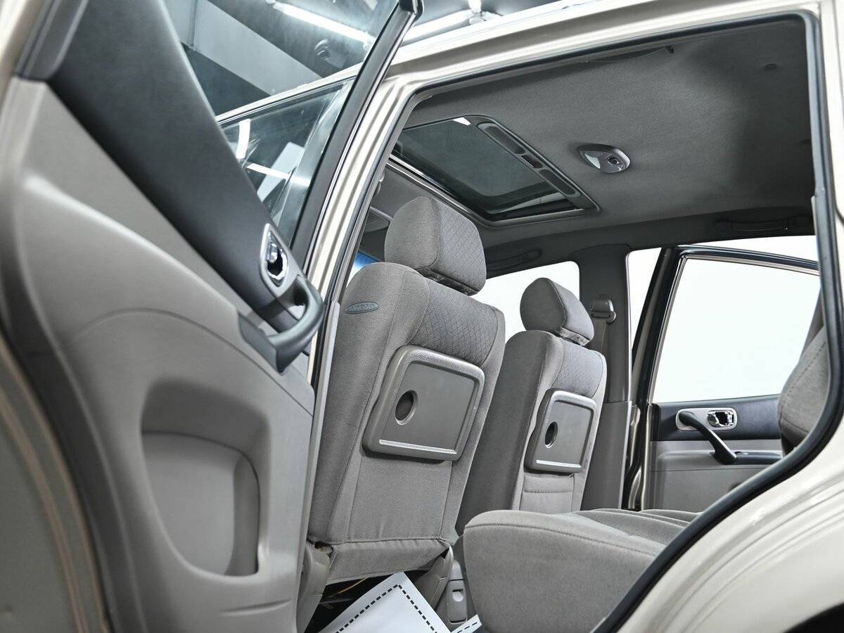 Chevrolet Rezzo с пробегом — 2008 год. Фото: #13