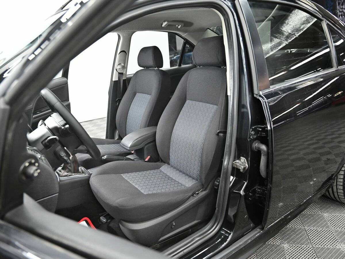 Ford Mondeo с пробегом — 2006 год. Фото: #5