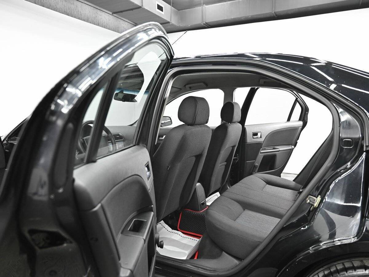 Ford Mondeo с пробегом — 2006 год. Фото: #13