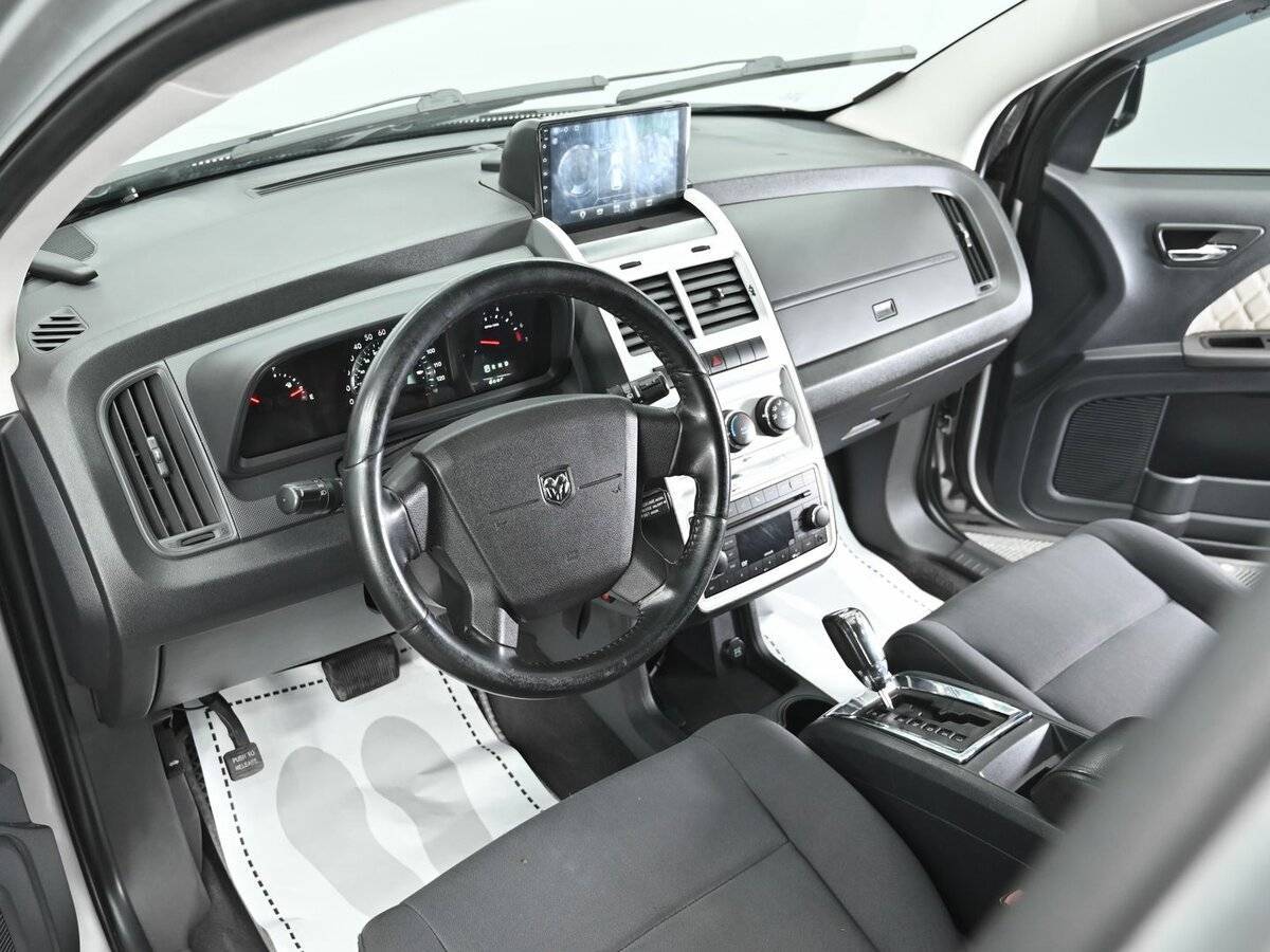 Dodge Journey с пробегом — 2010 год. Фото: #7