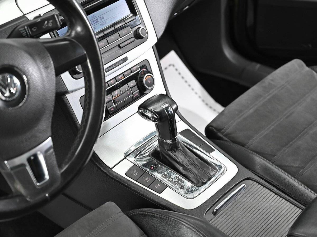 Volkswagen Passat с пробегом — 2010 год. Фото: #9