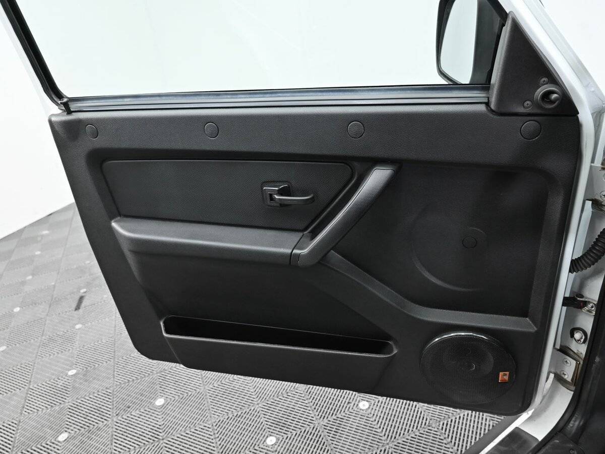 Lada (ВАЗ) Niva Legend с пробегом — 2024 год. Фото: #5