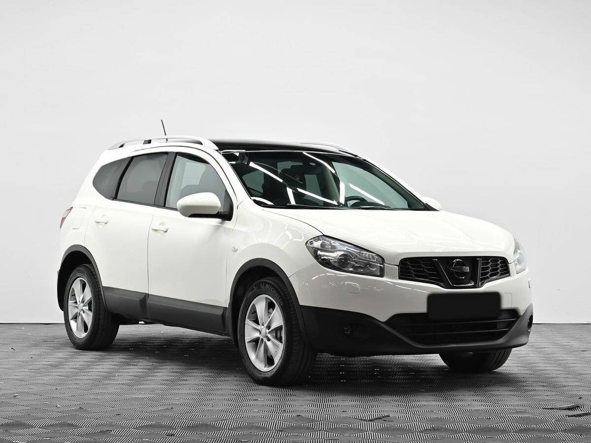 Nissan Qashqai+2 с пробегом — 2010 год. Фото: #1