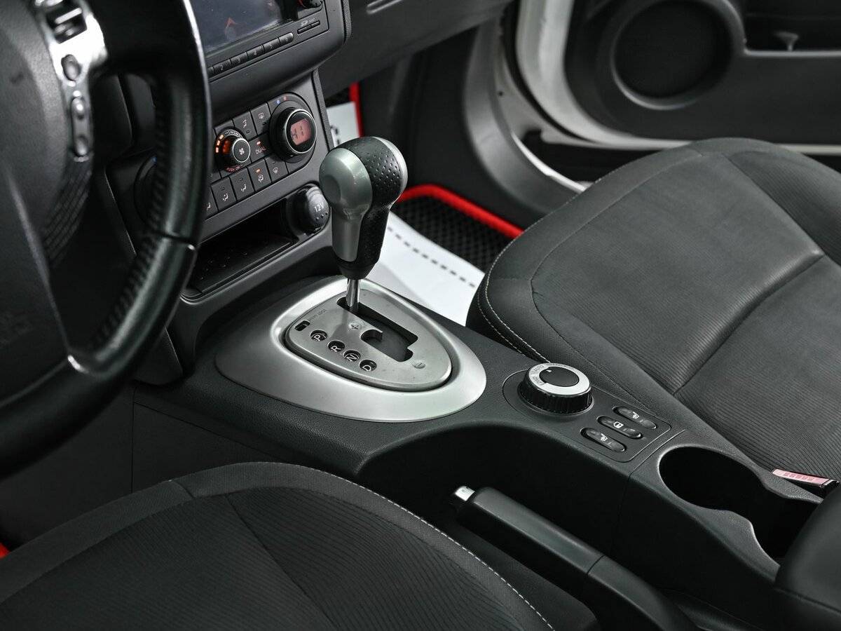 Nissan Qashqai+2 с пробегом — 2010 год. Фото: #10