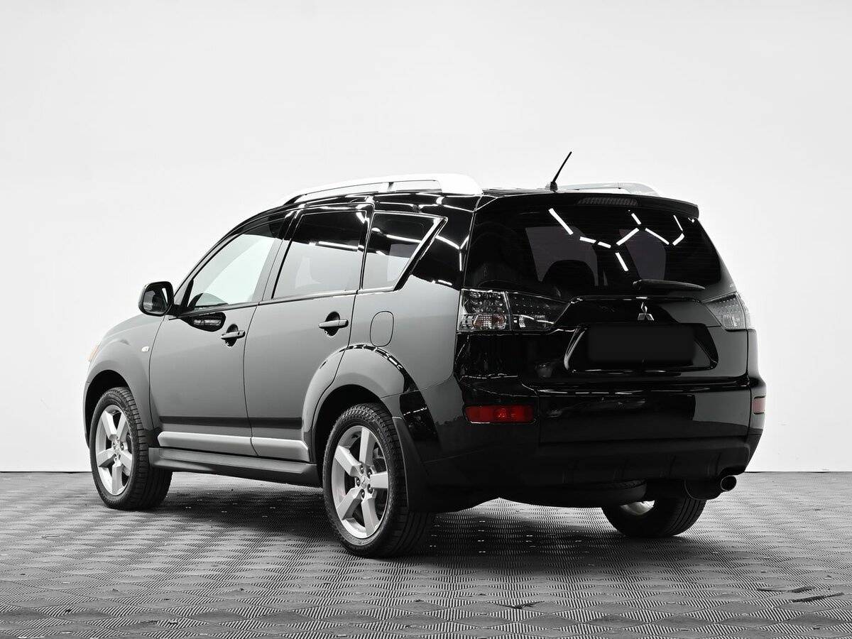 Mitsubishi Outlander с пробегом — 2008 год. Фото: #2