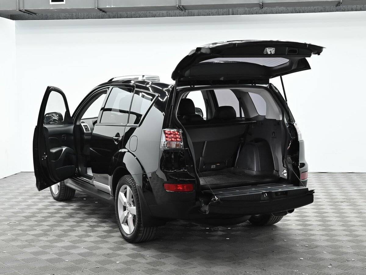 Mitsubishi Outlander с пробегом — 2008 год. Фото: #4
