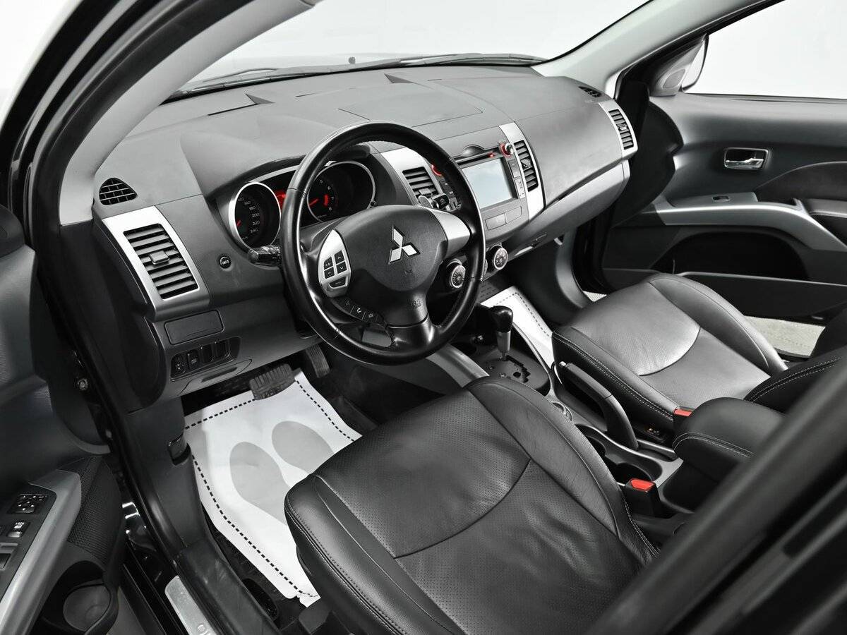 Mitsubishi Outlander с пробегом — 2008 год. Фото: #7