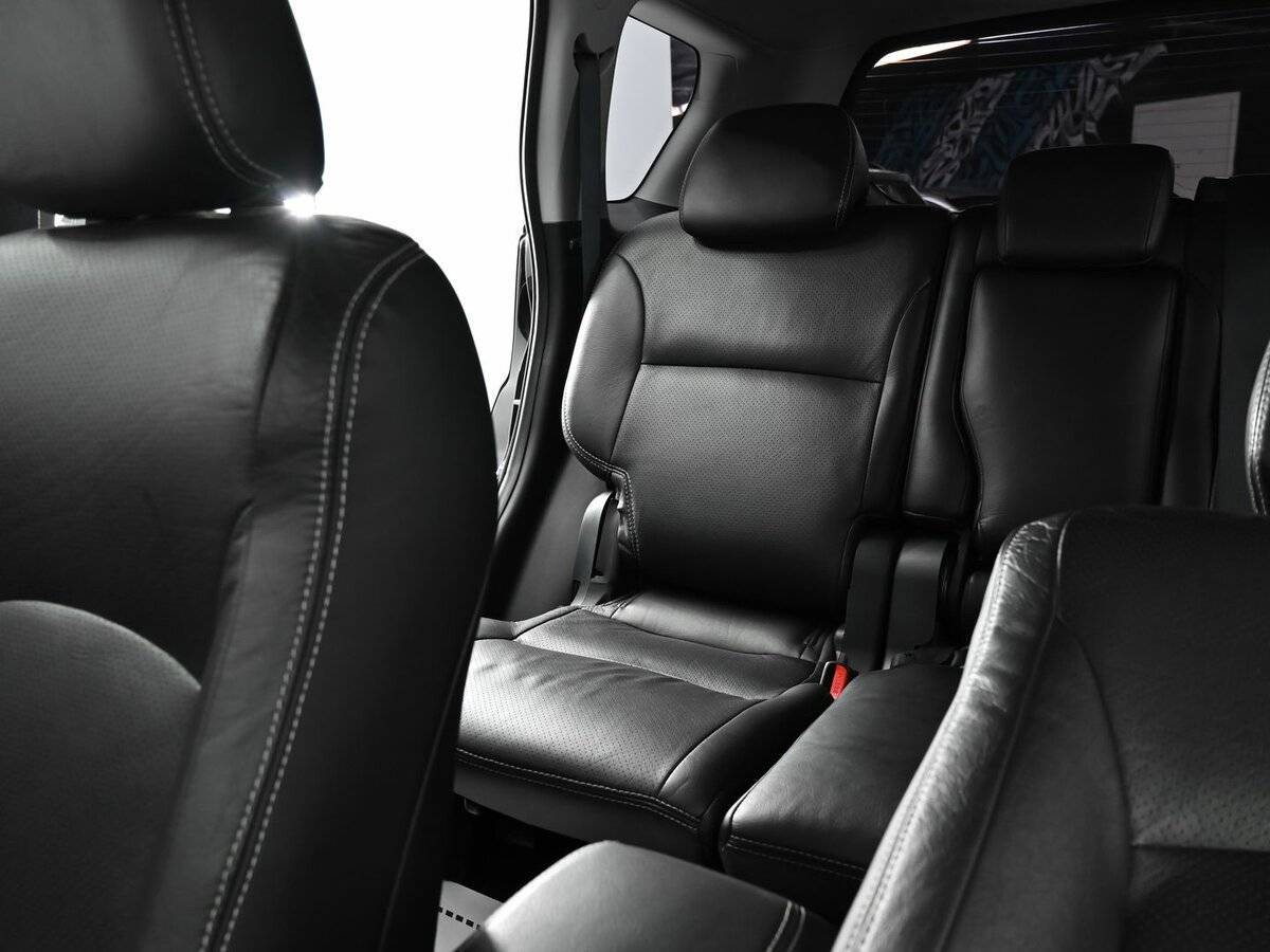 Mitsubishi Outlander с пробегом — 2008 год. Фото: #13