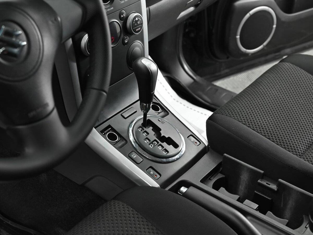 Suzuki Grand Vitara с пробегом — 2011 год. Фото: #8