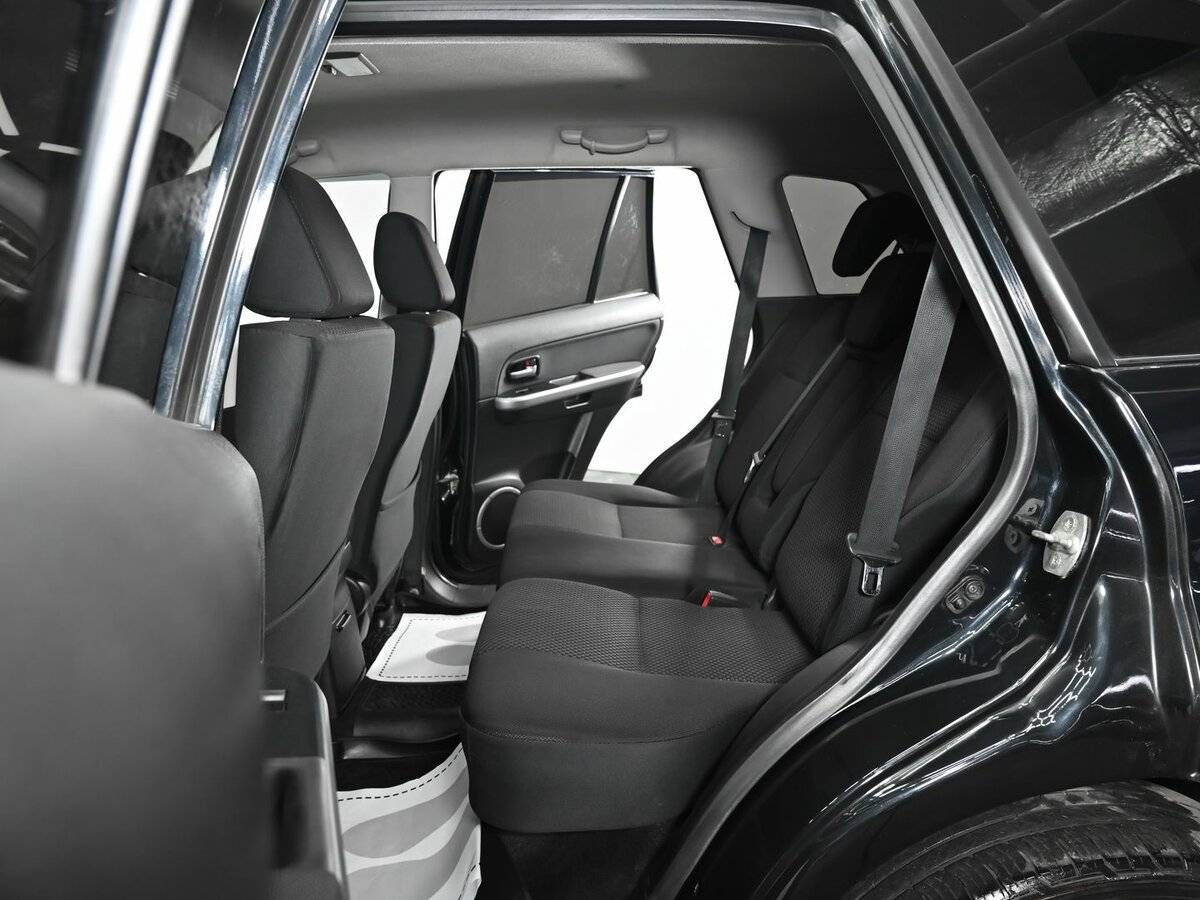 Suzuki Grand Vitara с пробегом — 2011 год. Фото: #10