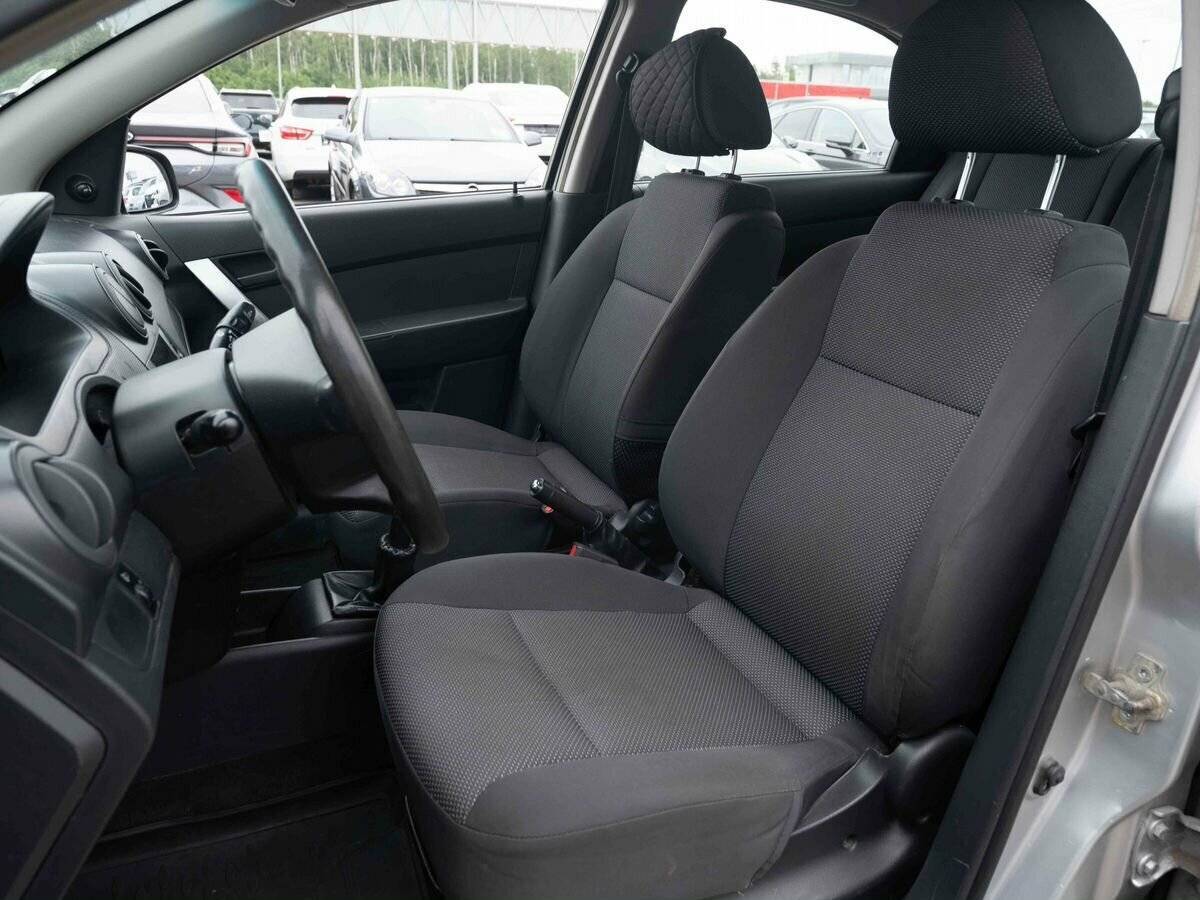 Chevrolet Aveo с пробегом — 2010 год. Фото: #7