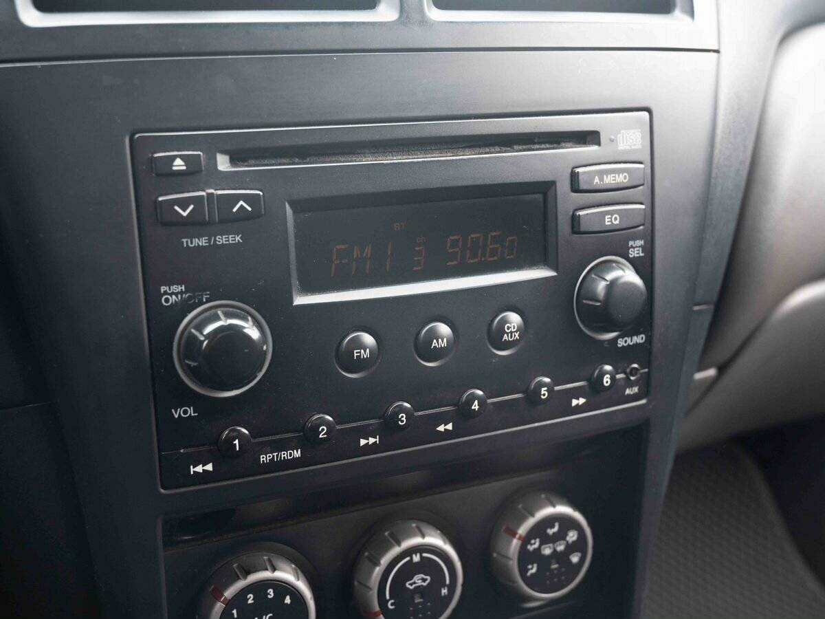 Nissan Almera Classic с пробегом — 2008 год. Фото: #16