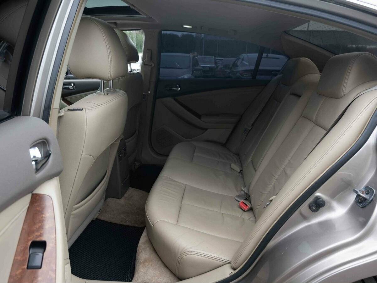 Nissan Altima с пробегом — 2007 год. Фото: #8