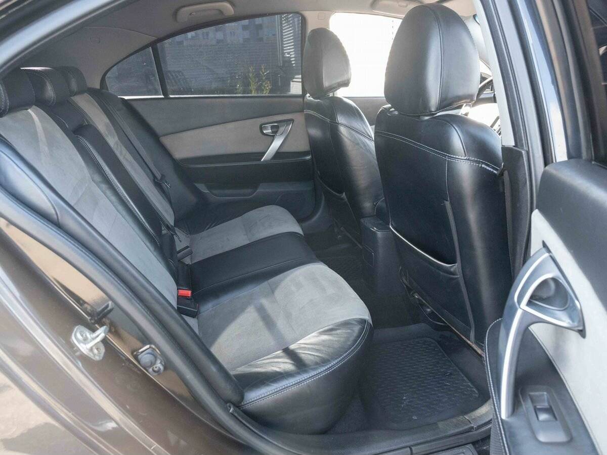 Nissan Primera с пробегом — 2007 год. Фото: #10