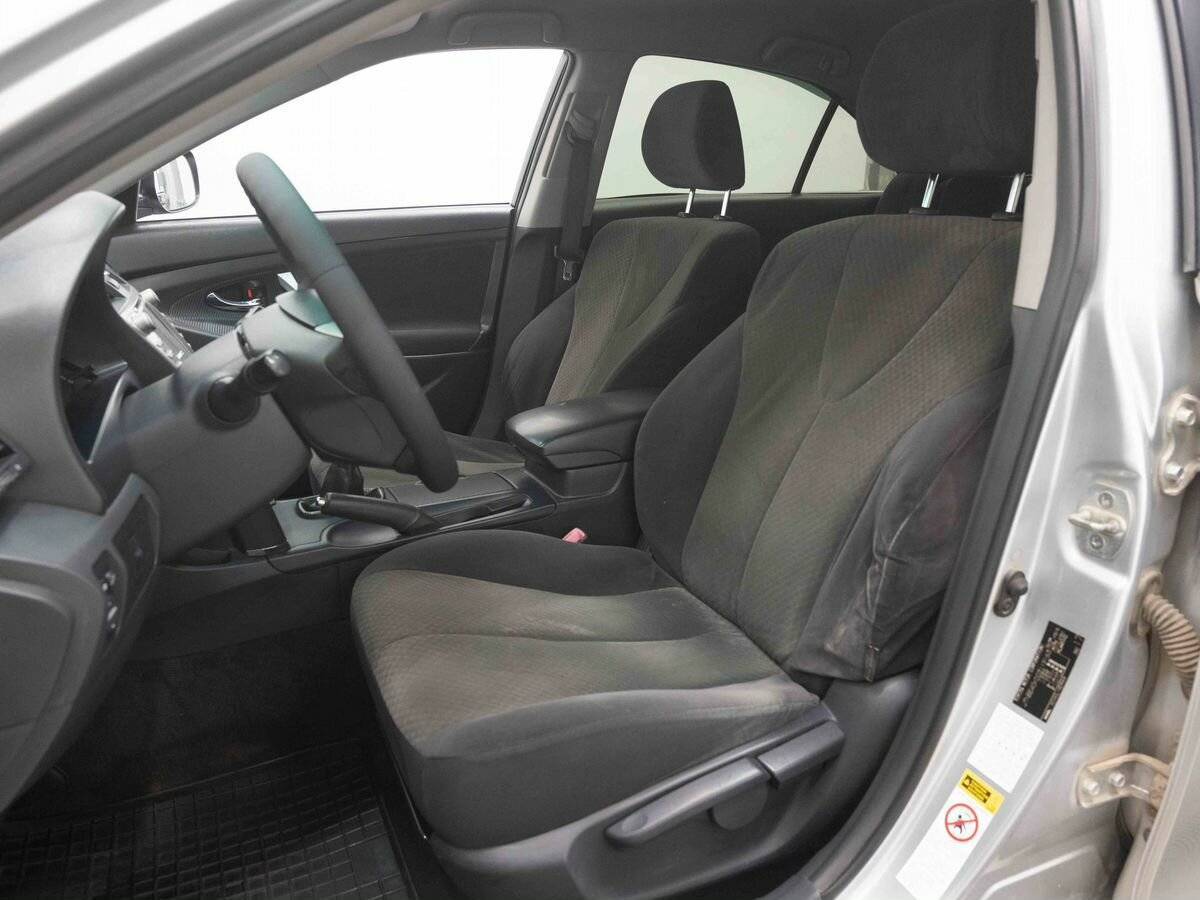 Toyota Camry с пробегом — 2007 год. Фото: #7