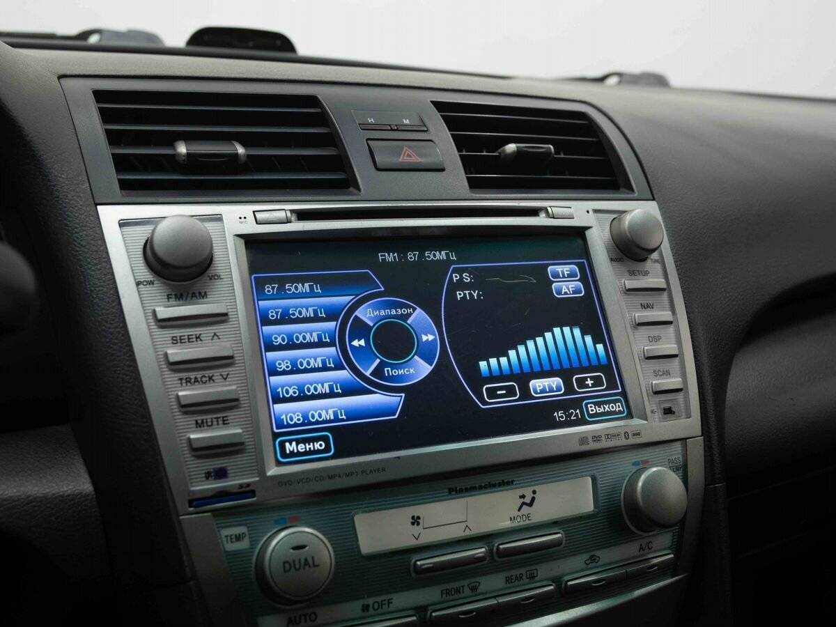 Toyota Camry с пробегом — 2007 год. Фото: #16