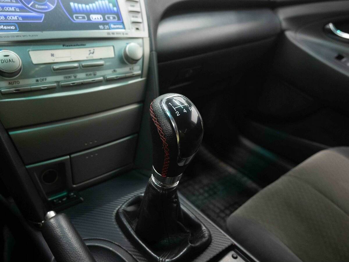 Toyota Camry с пробегом — 2007 год. Фото: #18