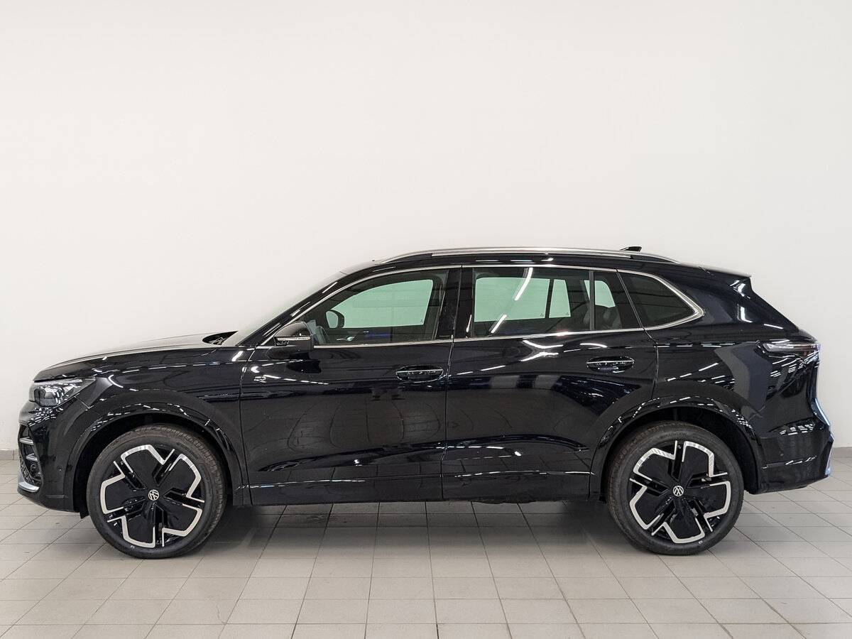 Volkswagen Tiguan с пробегом — 2024 год. Фото: #2