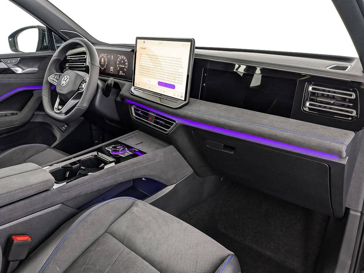 Volkswagen Tiguan с пробегом — 2024 год. Фото: #8