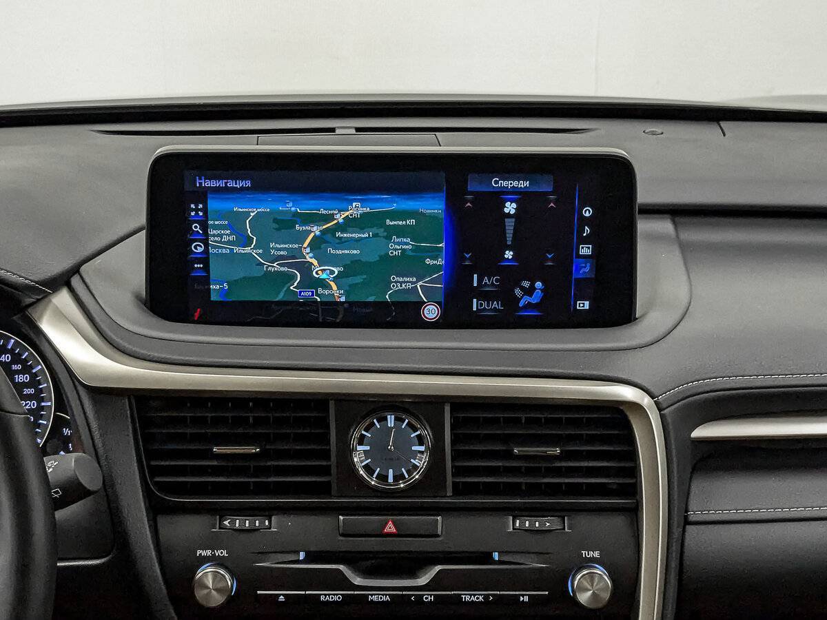 Lexus RX с пробегом — 2022 год. Фото: #10