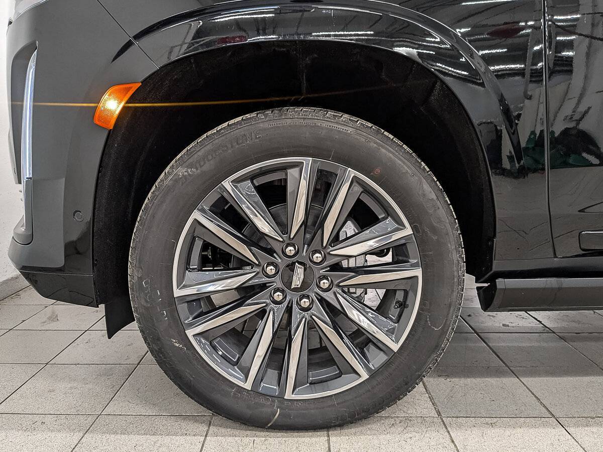 Cadillac Escalade с пробегом — 2023 год. Фото: #6