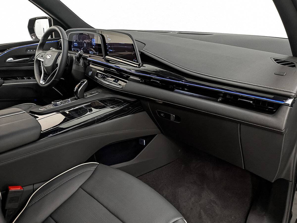 Cadillac Escalade с пробегом — 2023 год. Фото: #8