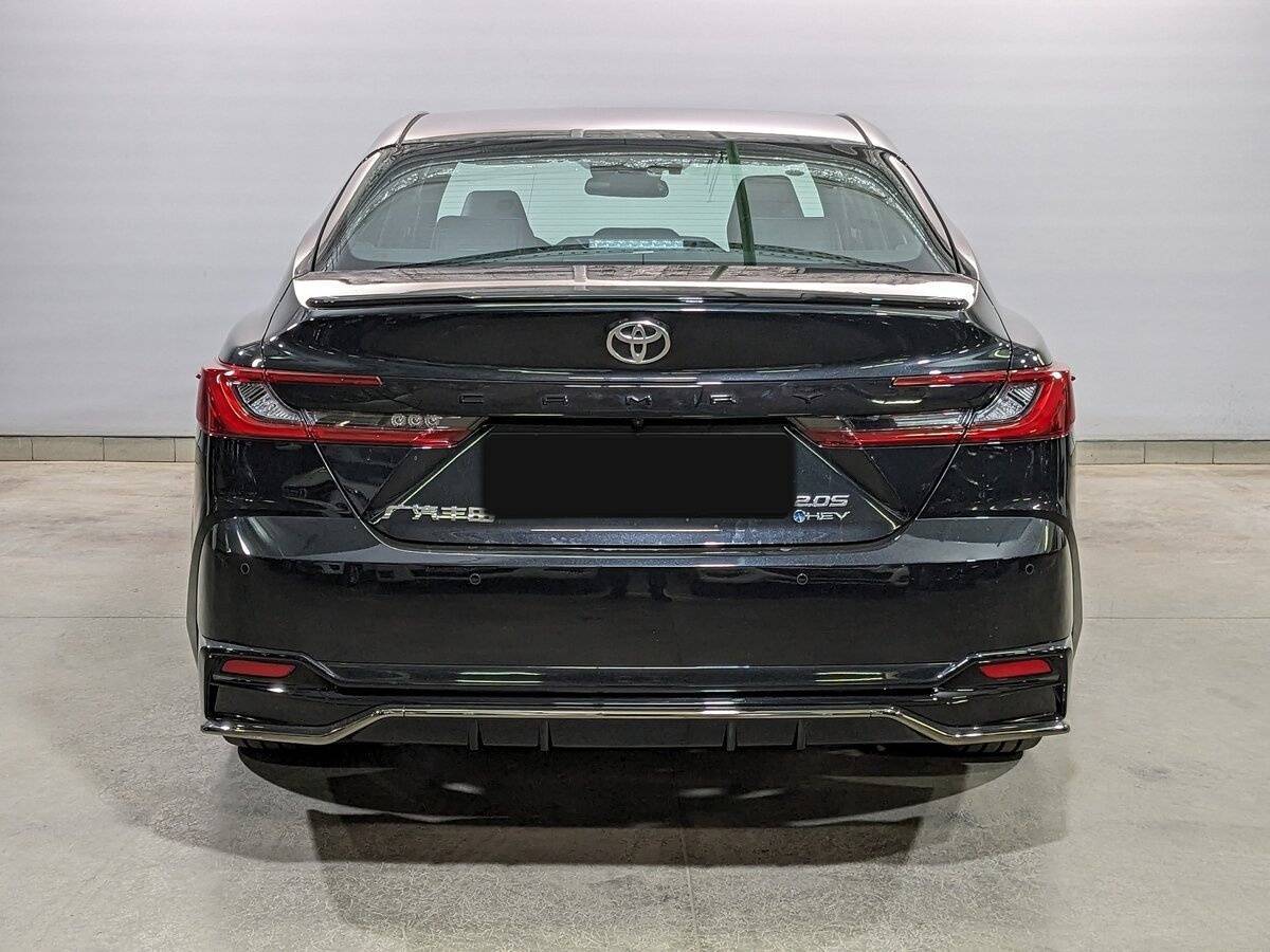 Toyota Camry с пробегом — 2024 год. Фото: #5