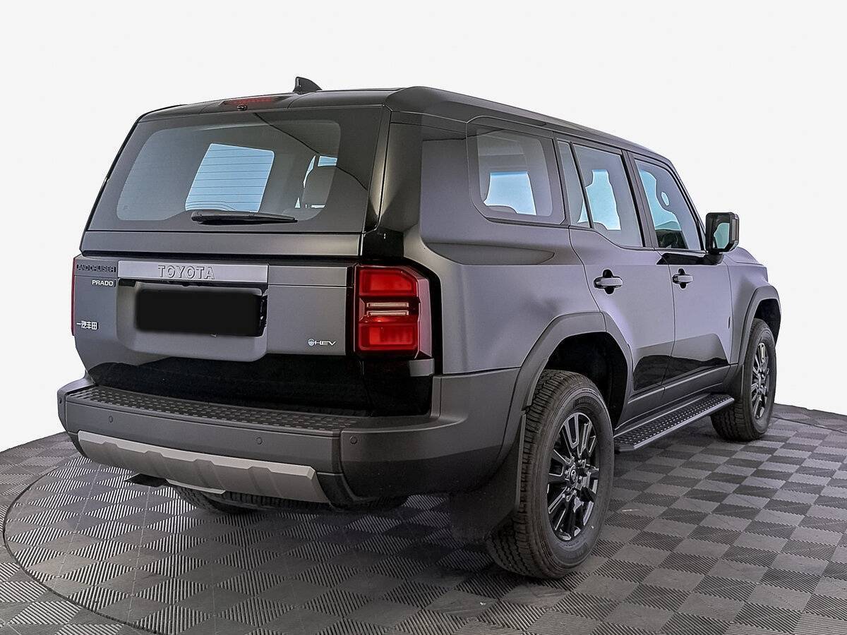 Toyota Land Cruiser Prado с пробегом — 2024 год. Фото: #1