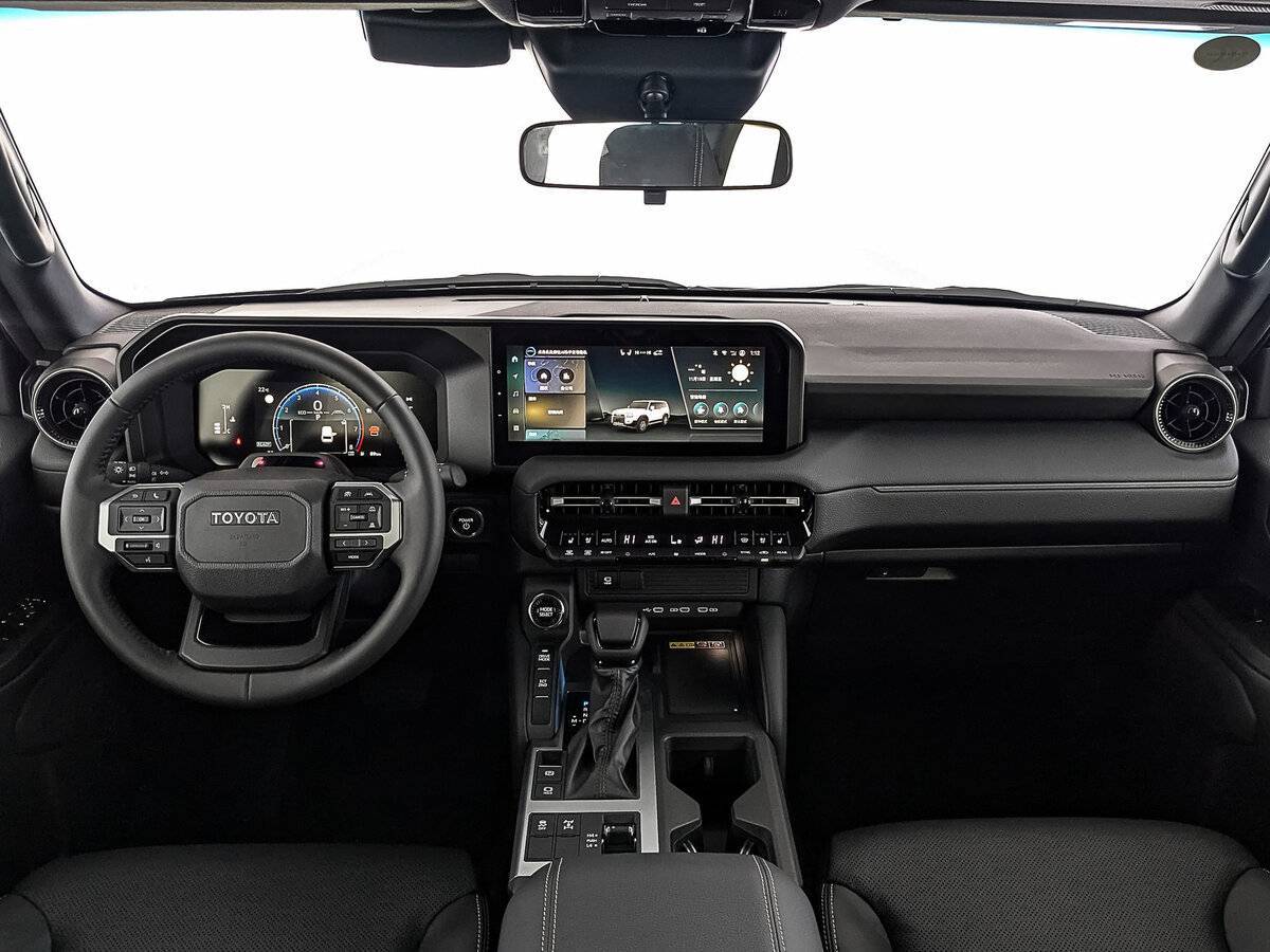 Toyota Land Cruiser Prado с пробегом — 2024 год. Фото: #9