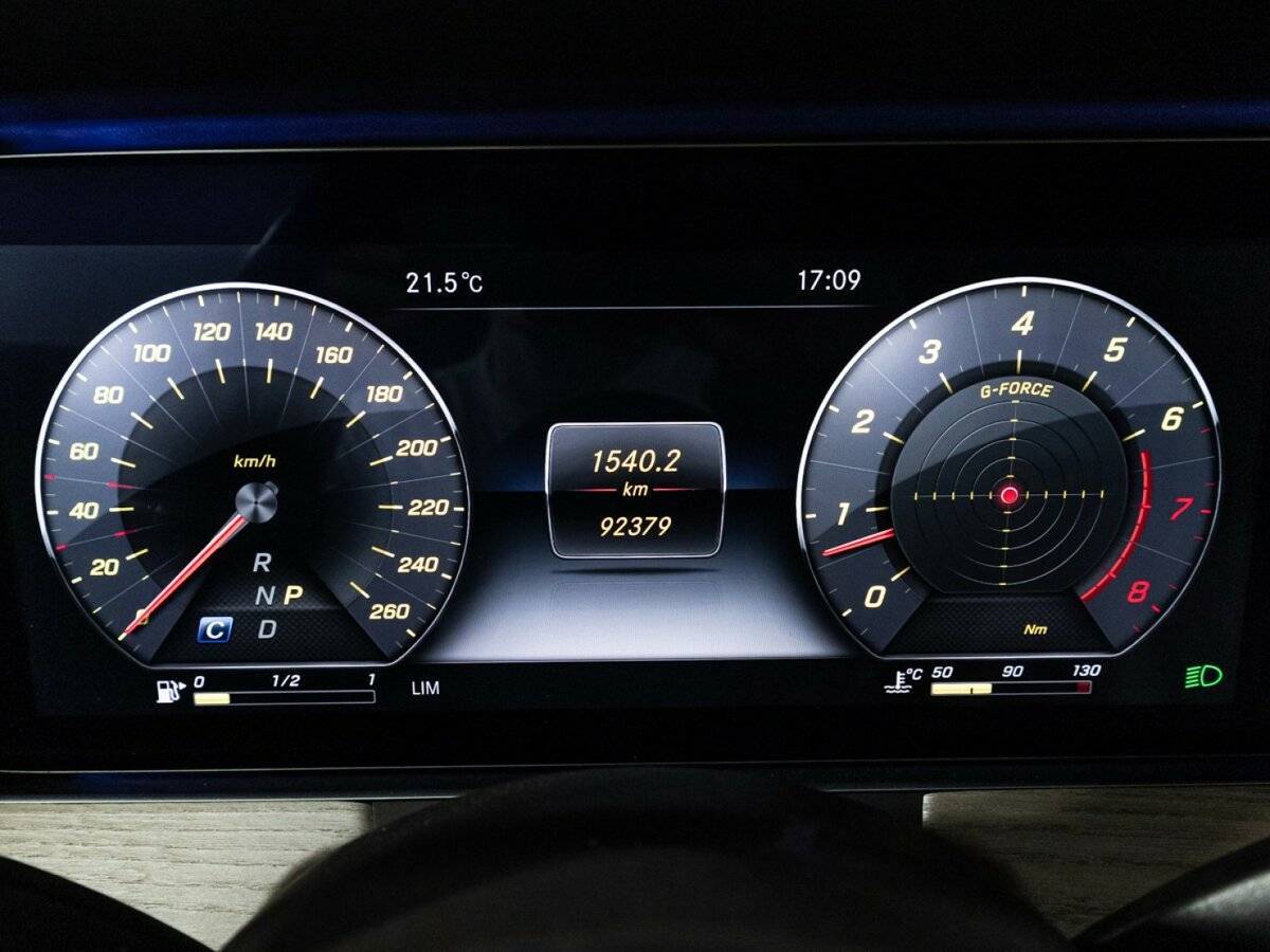 Mercedes-Benz E-Класс с пробегом — 2018 год. Фото: #11