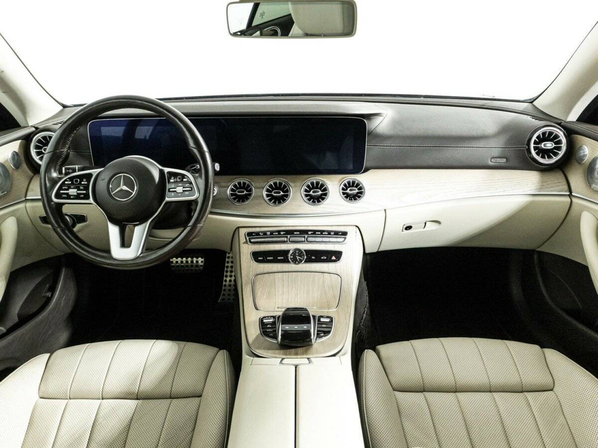 Mercedes-Benz E-Класс с пробегом — 2018 год. Фото: #12