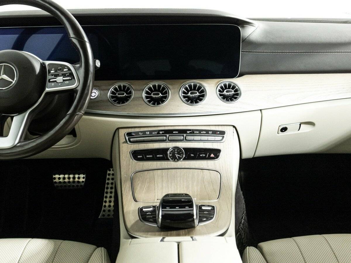 Mercedes-Benz E-Класс с пробегом — 2018 год. Фото: #13