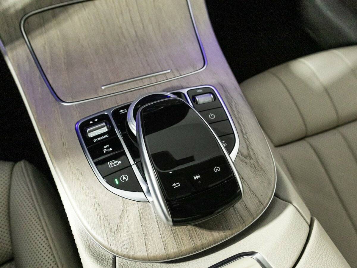 Mercedes-Benz E-Класс с пробегом — 2018 год. Фото: #19