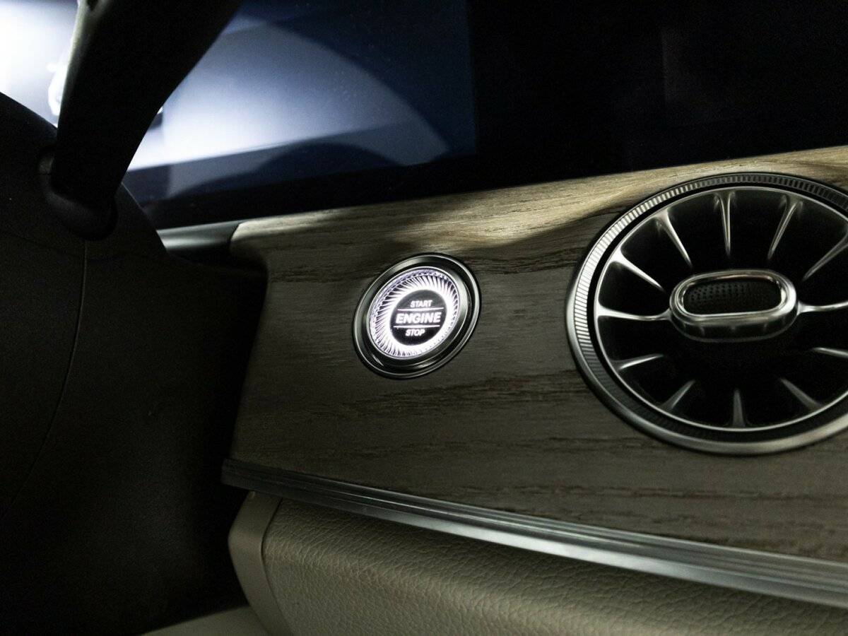 Mercedes-Benz E-Класс с пробегом — 2018 год. Фото: #22