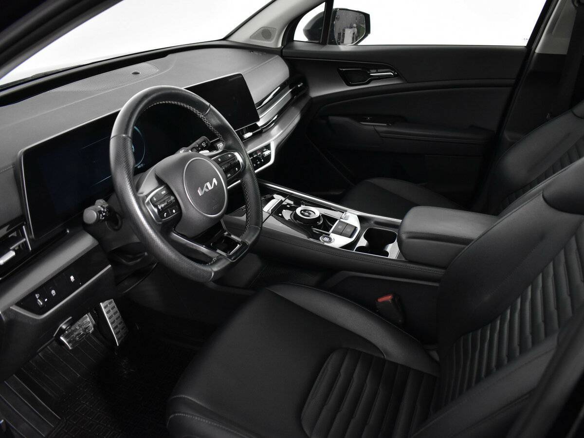 Kia Sportage с пробегом — 2023 год. Фото: #8