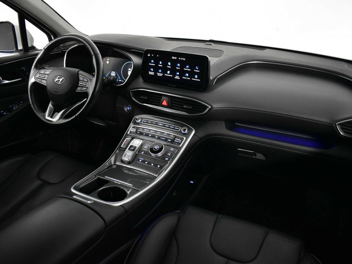 Hyundai Santa Fe с пробегом — 2021 год. Фото: #9