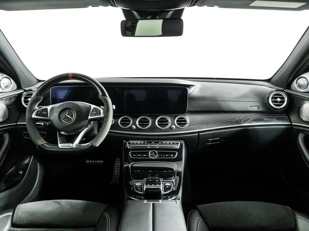 Mercedes-Benz E-Класс с пробегом — 2017 год. Фото: #11