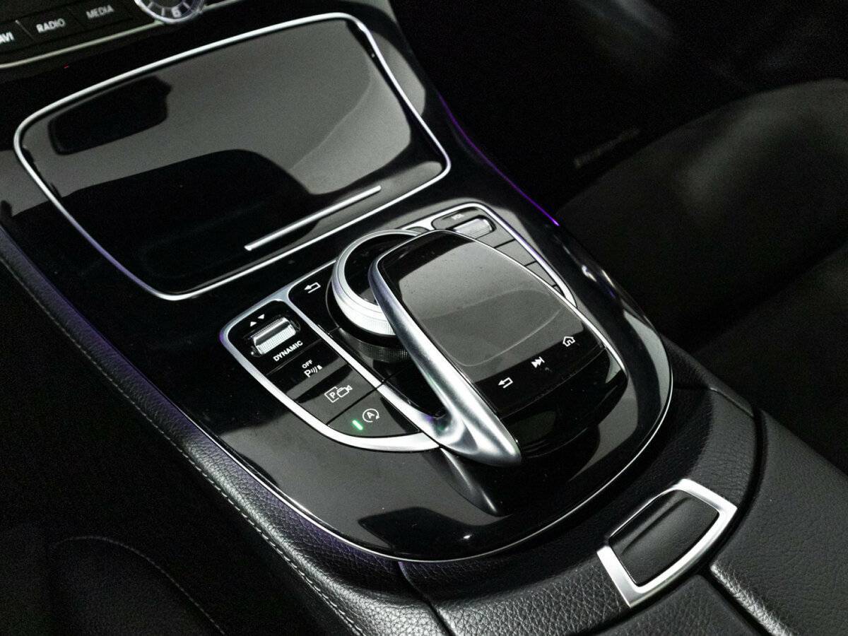 Mercedes-Benz E-Класс с пробегом — 2017 год. Фото: #18