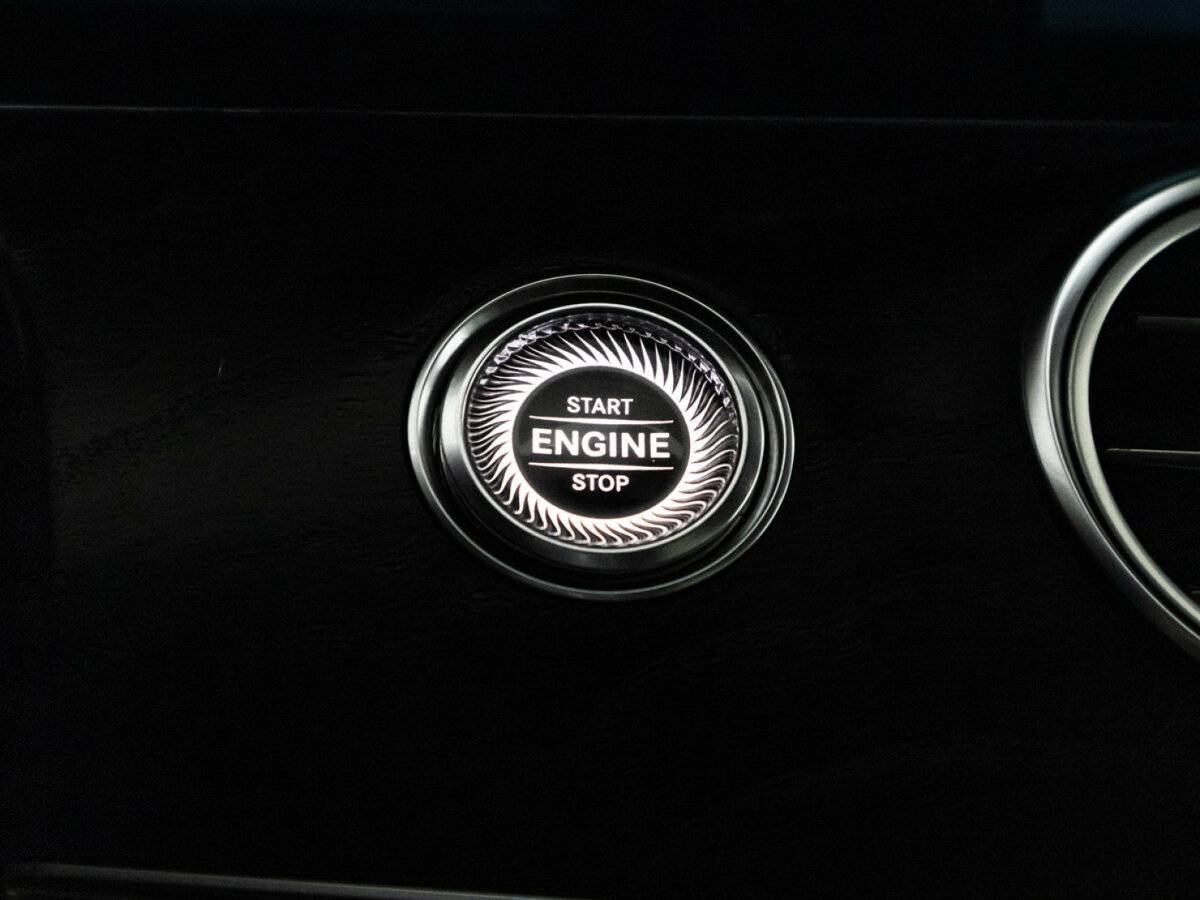 Mercedes-Benz E-Класс с пробегом — 2017 год. Фото: #19