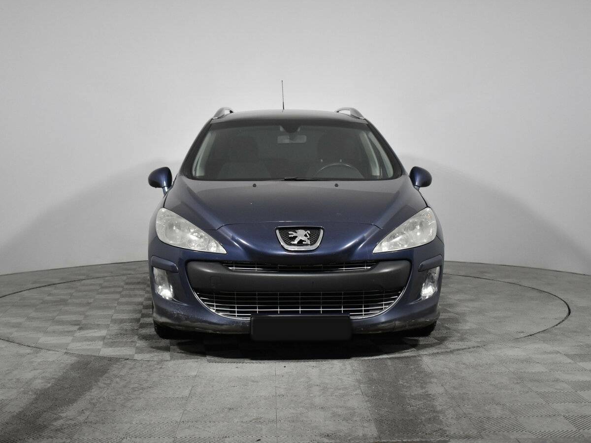 Peugeot 308 с пробегом — 2008 год. Фото: #1